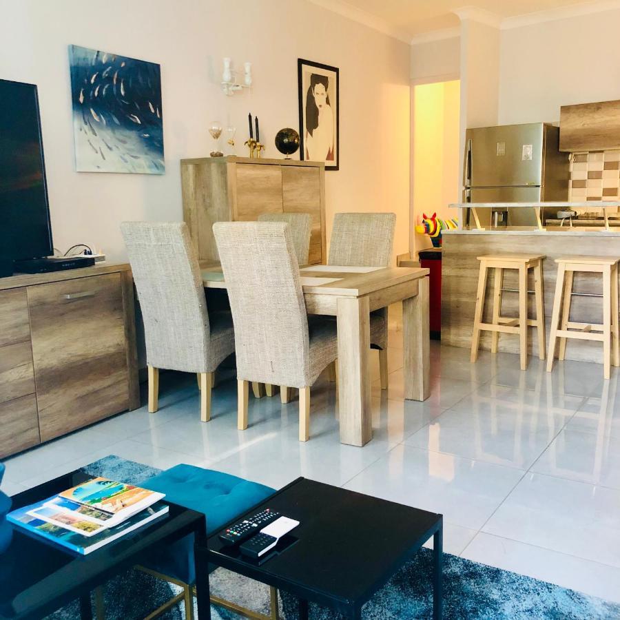 Charming Apartment Near The Beach فيليوفرُنش سور مير المظهر الخارجي الصورة