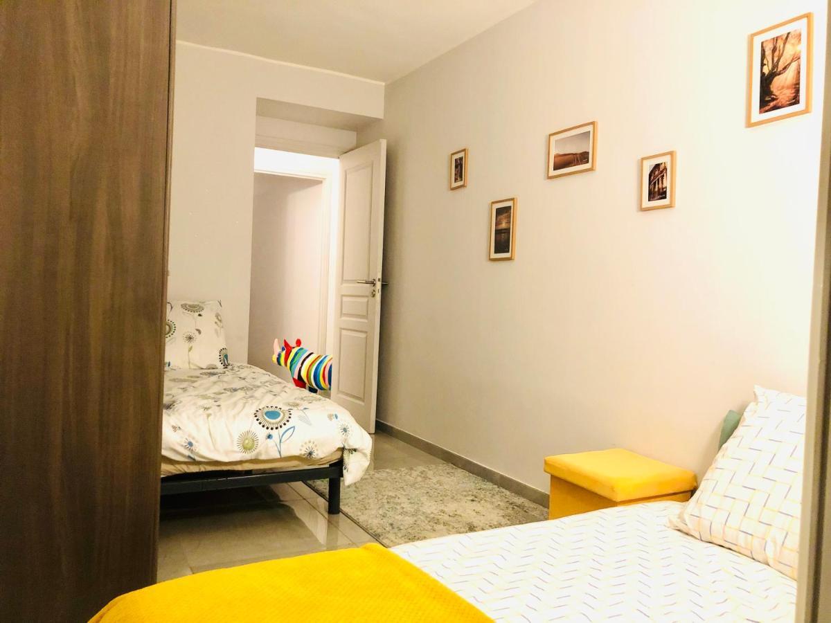 Charming Apartment Near The Beach فيليوفرُنش سور مير المظهر الخارجي الصورة